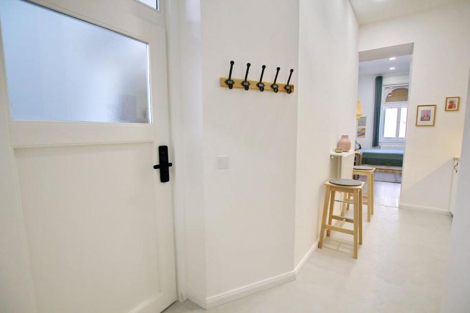 Pau Stylish Studios In The Heart Of Будапеща Екстериор снимка